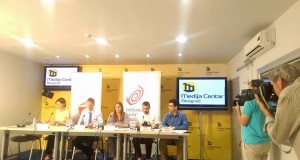 Slobodni izbori kroz slobodu okupljanja