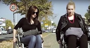 U Nišu “Rijaliti u invalidskim kolicima” pokrenuo diskusiju