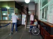 Ljudi u kolicima, i pored upozorenja, diskriminisani na javnoj raspravi o diskriminaciji